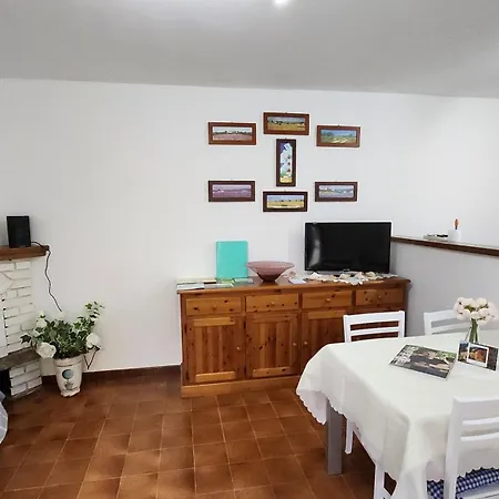 La Casetta Di Laura Intera Casa Indipendente A Chi Piace Il Silenzio Vista 5 Chilometri Da Varenna Casa de Férias *